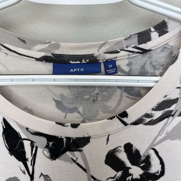 Apt 9 | Ivory Black Gray Soft Ruffle Short Sleeve Stretchy Top Medium - Picture 3 of 6